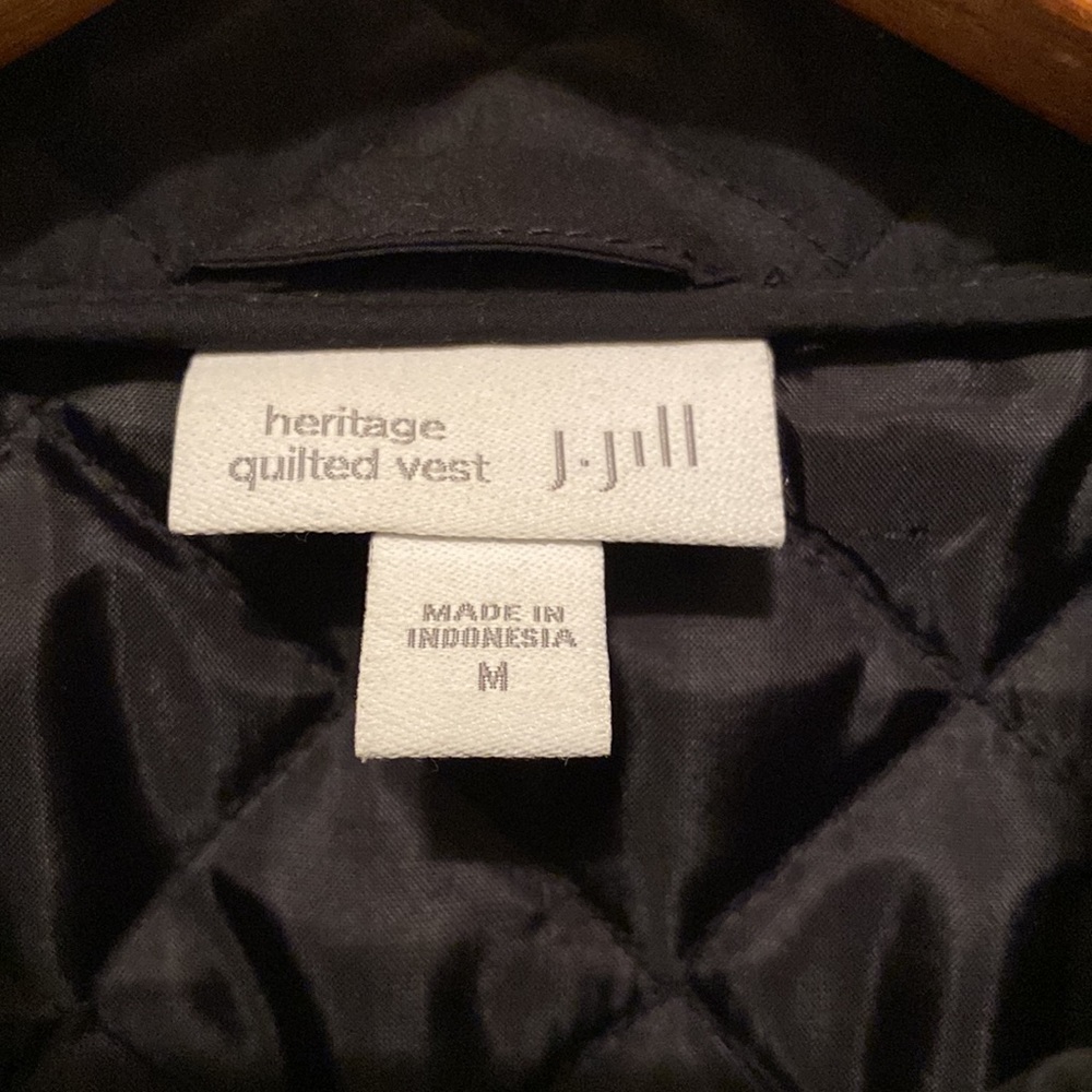 J. Jill Flat(Thin) Quilted Vest Euc - image 2